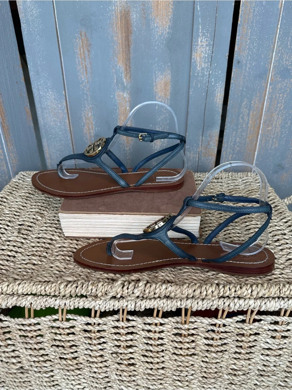 Tory Burch Leticia Logo Leather Ankle Strap Thong Sandal Navy Sz 8.5 - Picture 8 of 15